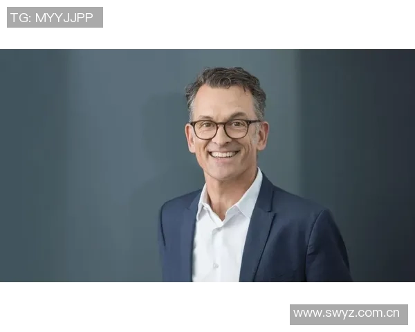 尤文图斯高层动荡主席费雷罗辞职CEO斯卡纳维诺也将离开