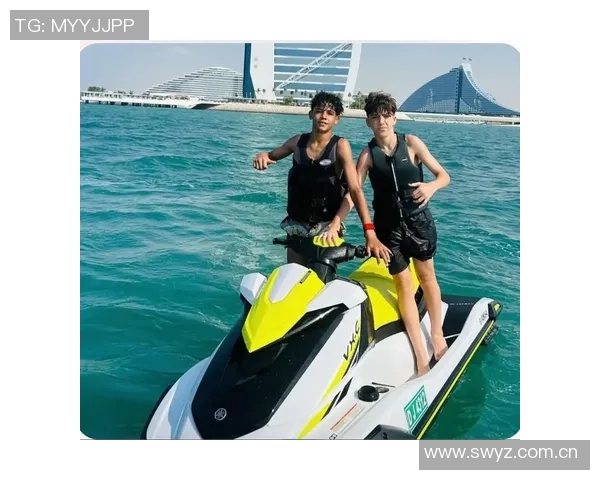 乔治娜分享迷你罗在U16国家队夺冠庆祝瞬间感慨妈妈为你感到无比骄傲